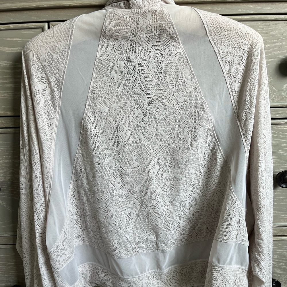 Lululemon In Depth Jacket - Picture 2 of 5